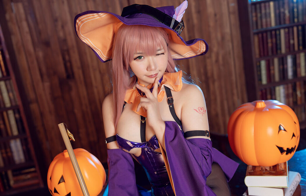 Coser@麻花麻花酱 – Memphis Halloween