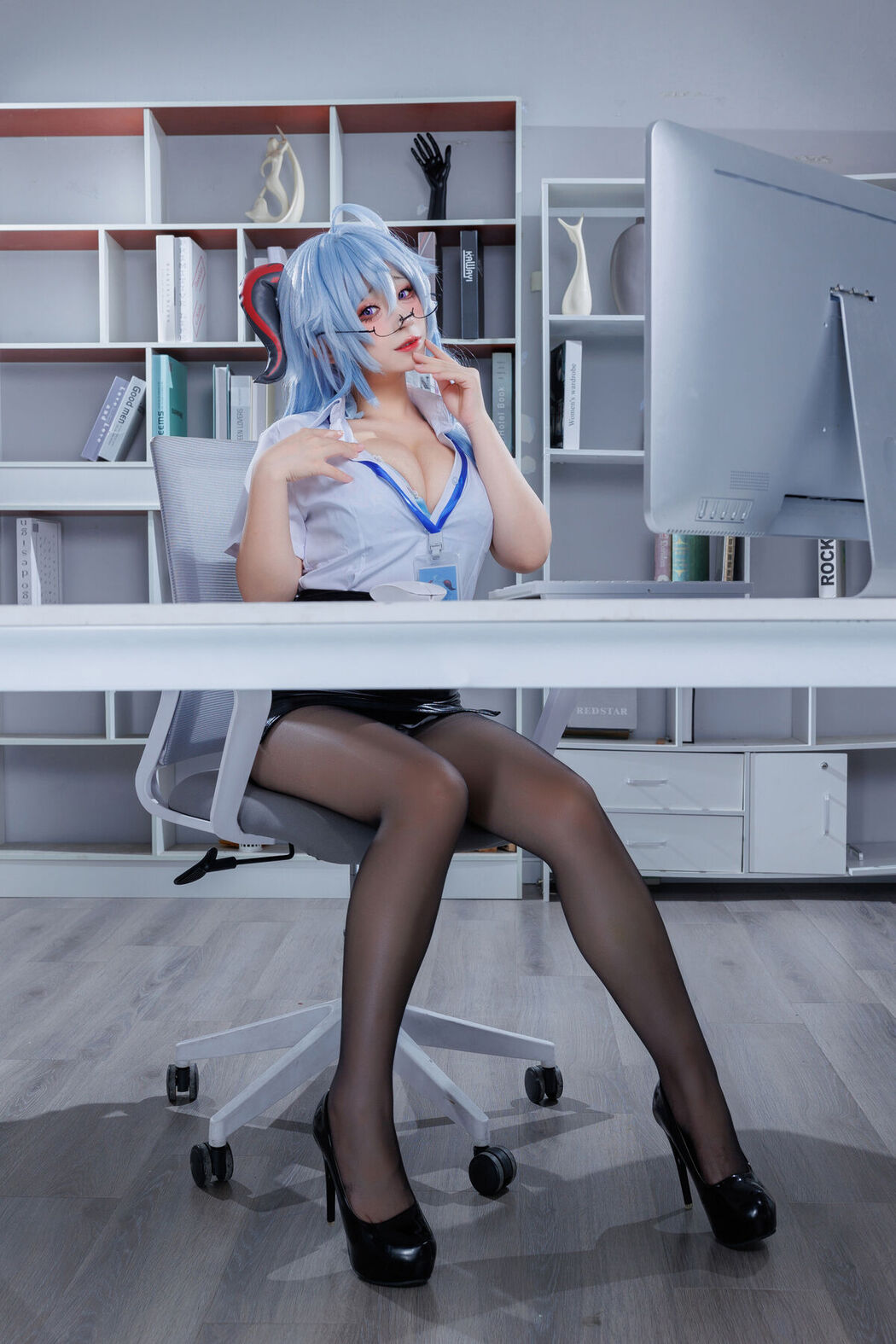 Coser@胡桃猫Kurumineko – 甘雨OL Part1