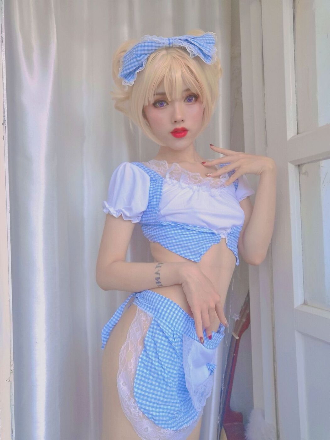 Coser@钛合金TiTi – 蓝白女仆