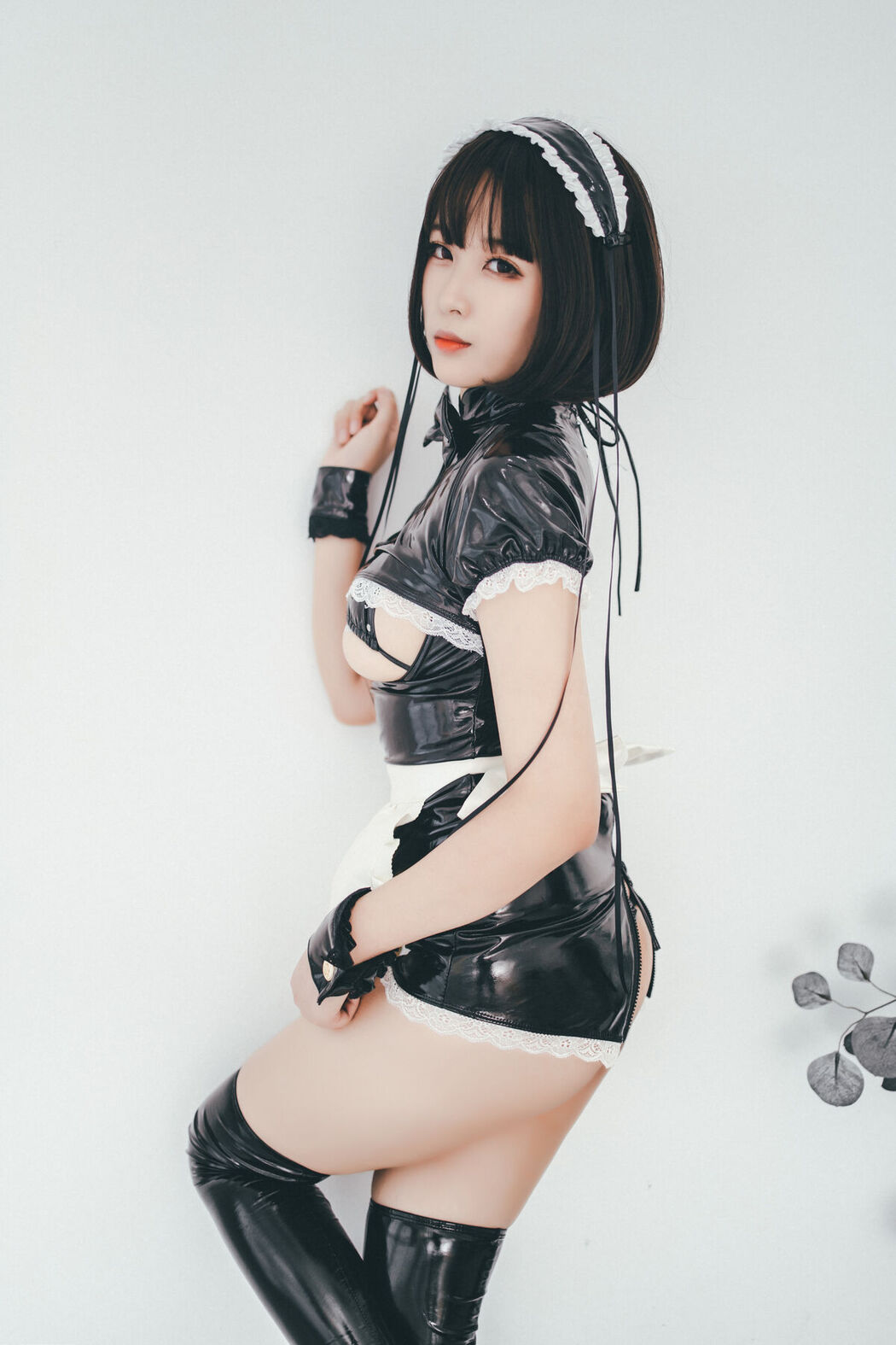 Coser@轩萧学姐 – 南半球女仆