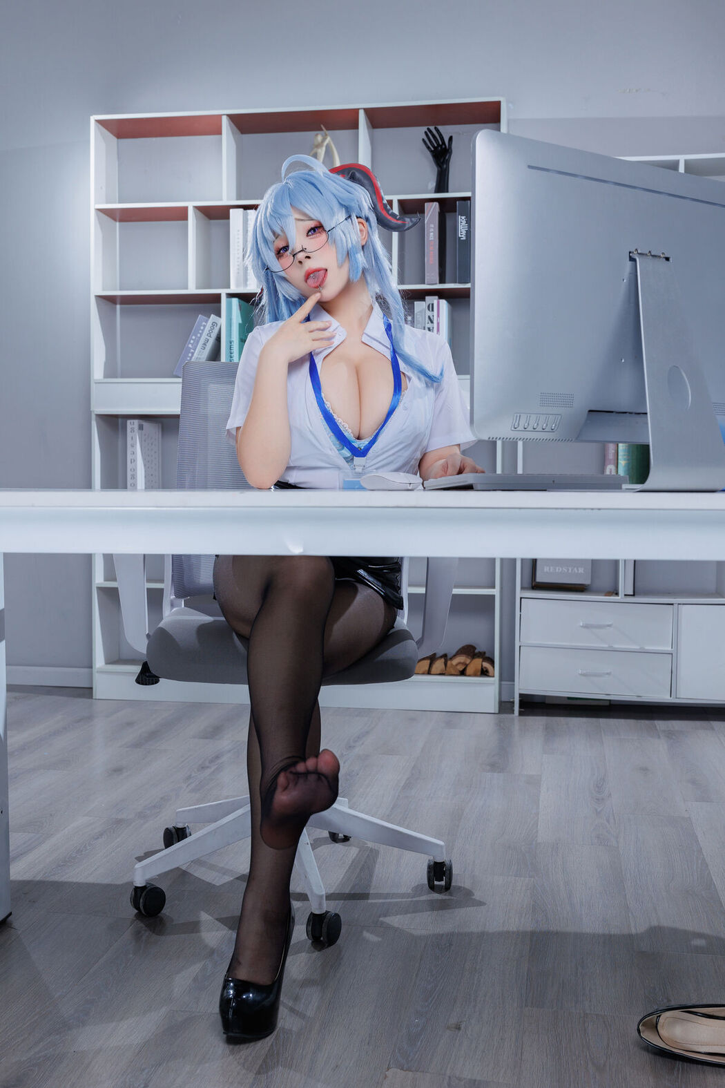 Coser@胡桃猫Kurumineko – 甘雨OL Part1