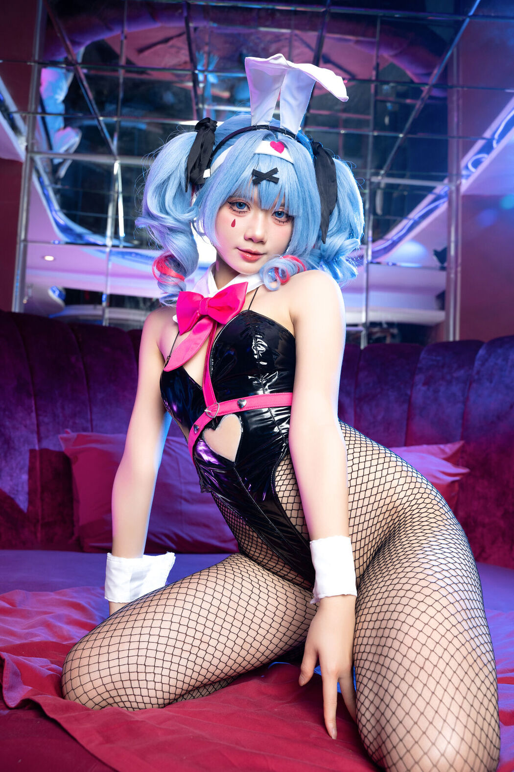 Coser@PoppaChan – Miku Rabbit Hole