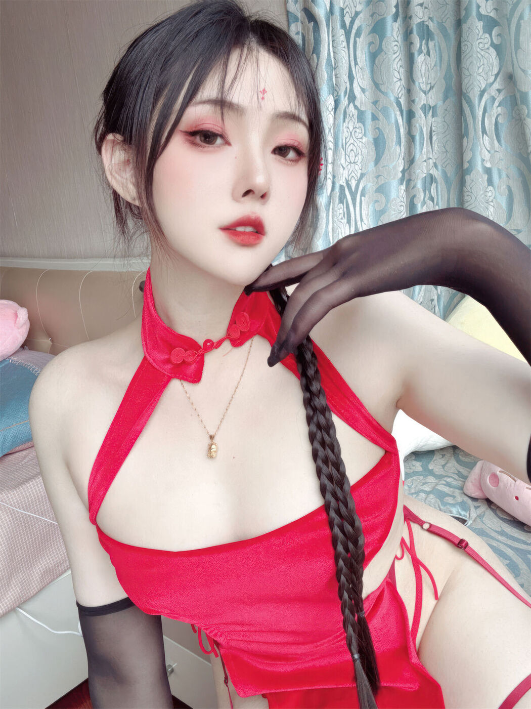 Coser@Natsuko夏夏子 – 龙年新春 – 自拍