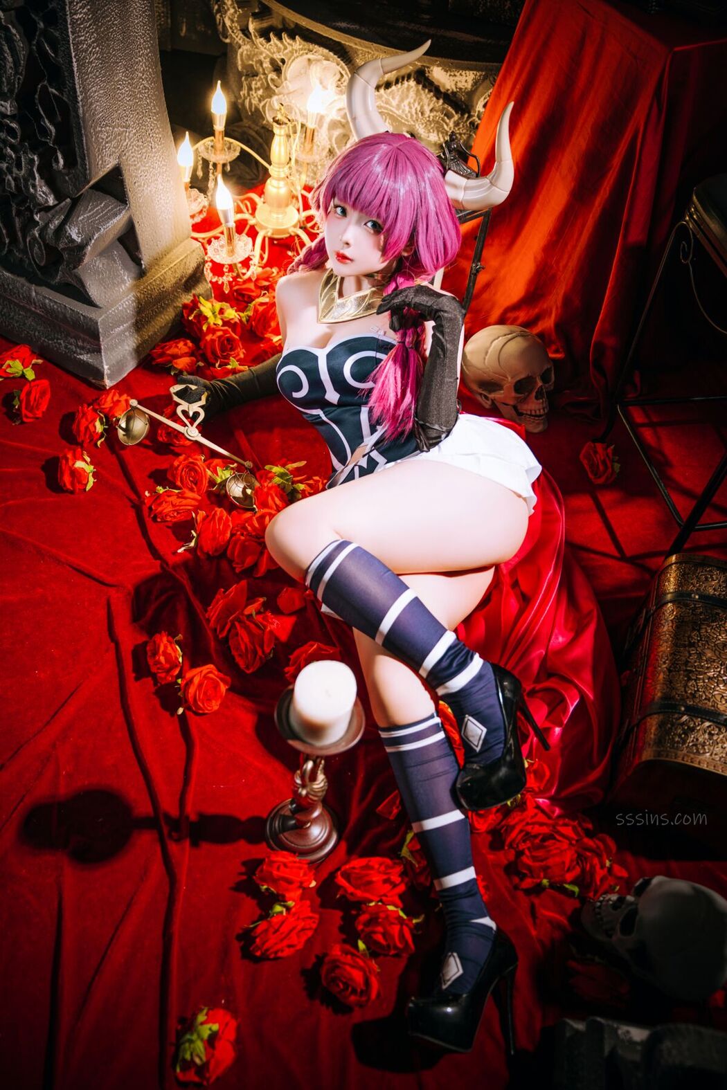 Coser@日奈娇 – 断头台阿乌拉