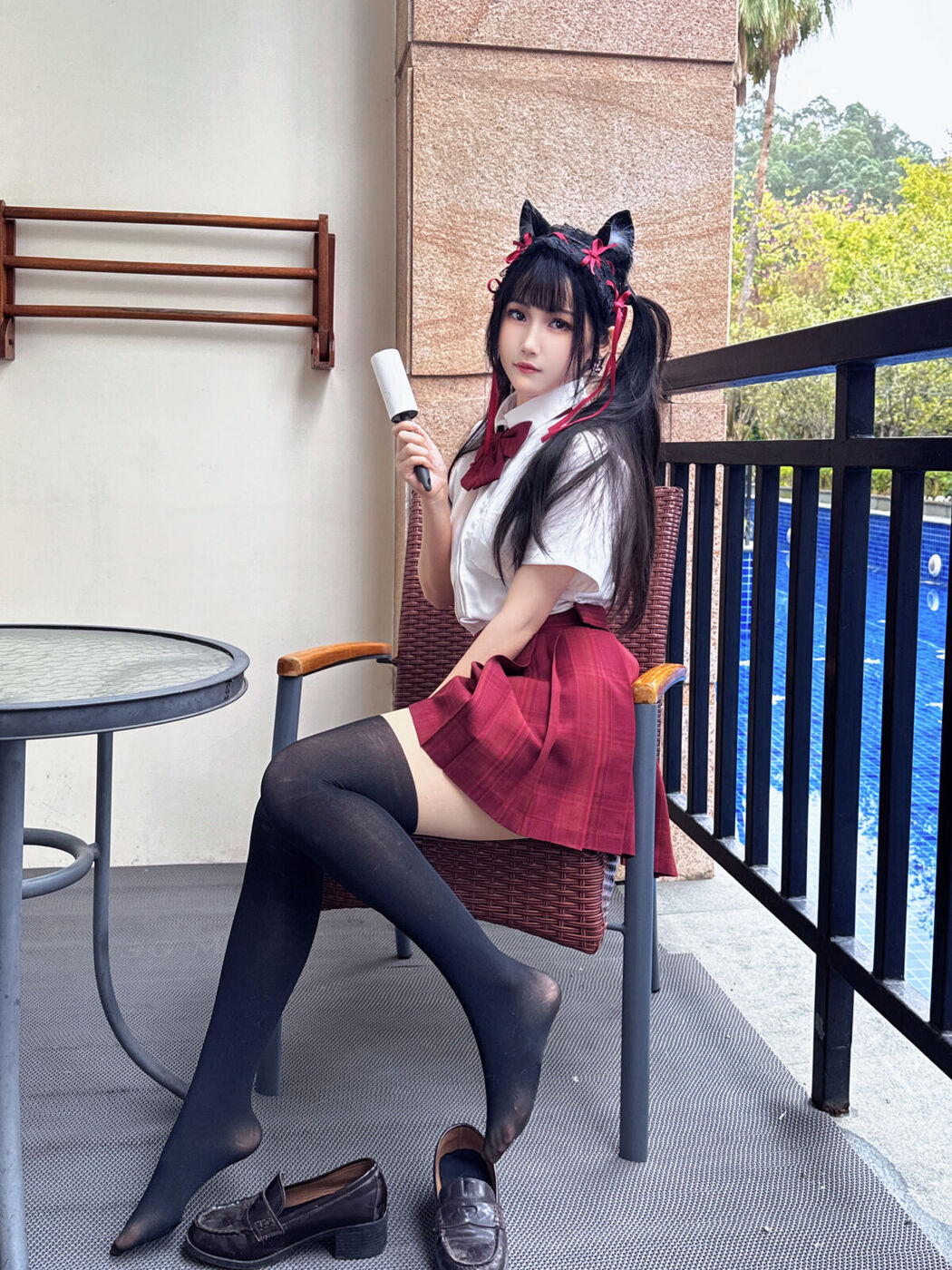 Coser@不呆猫 – 温泉双马尾JK