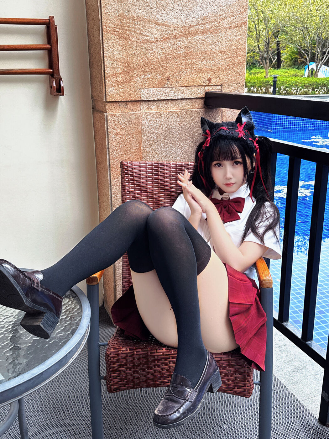 Coser@不呆猫 – 温泉双马尾JK