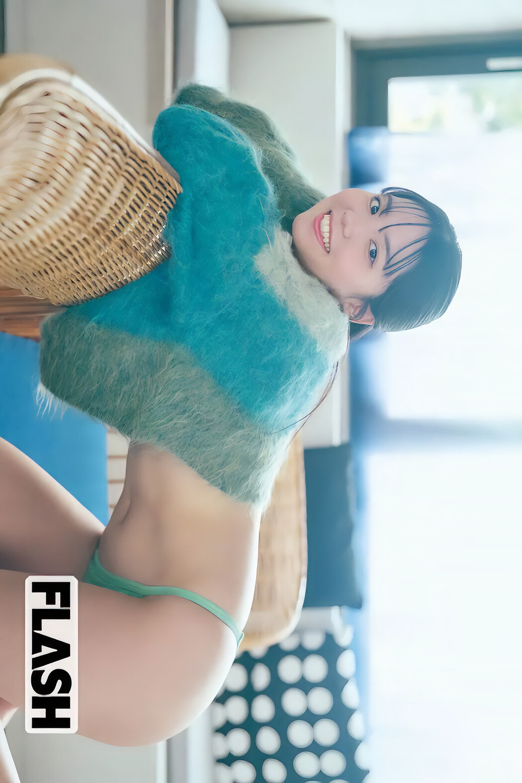 Kanon Matsushima 松島かのん, FLASH 2025.01.14 (フラッシュ 2025年1月14日号)