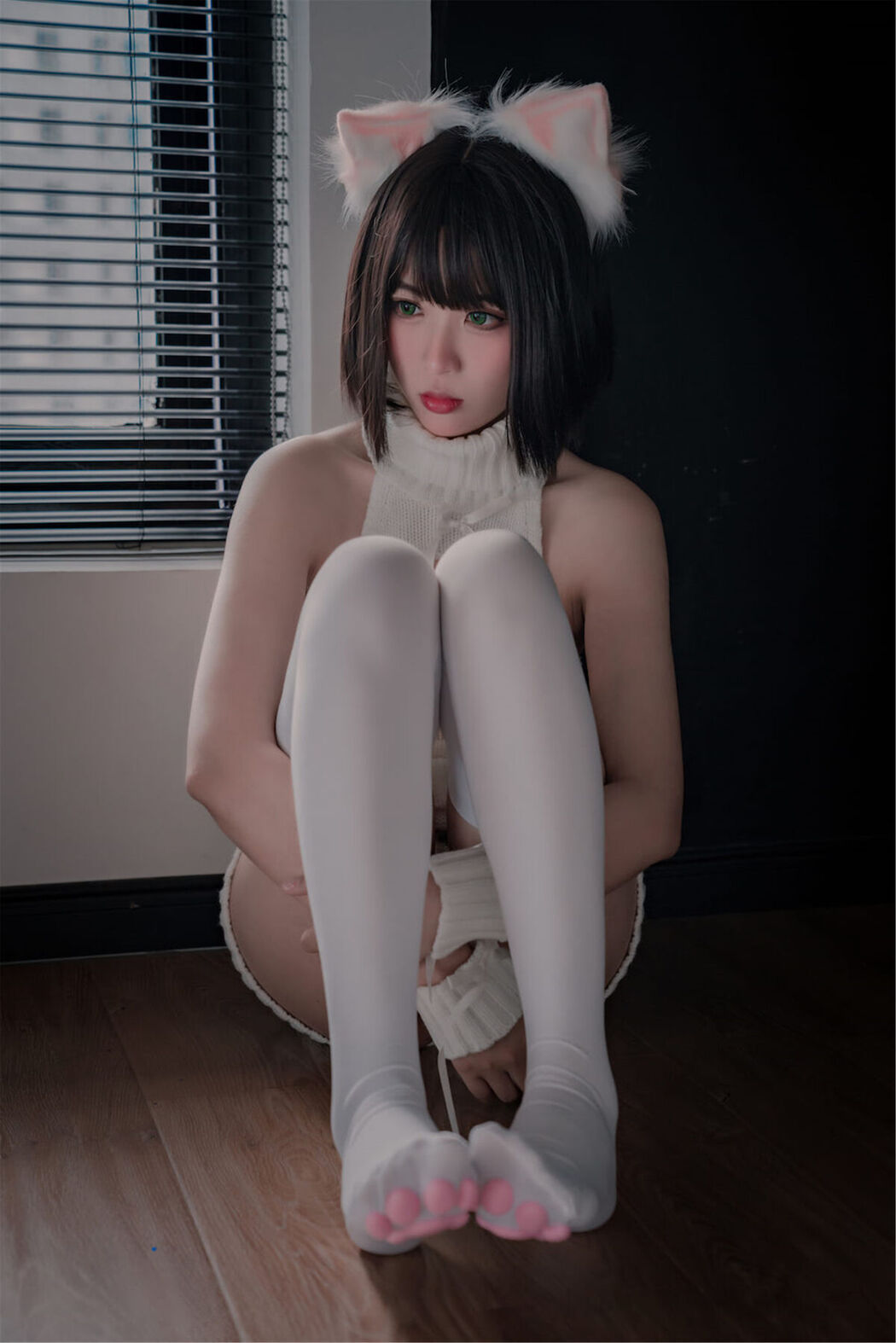 Coser@轩萧学姐 – 猫爪袜