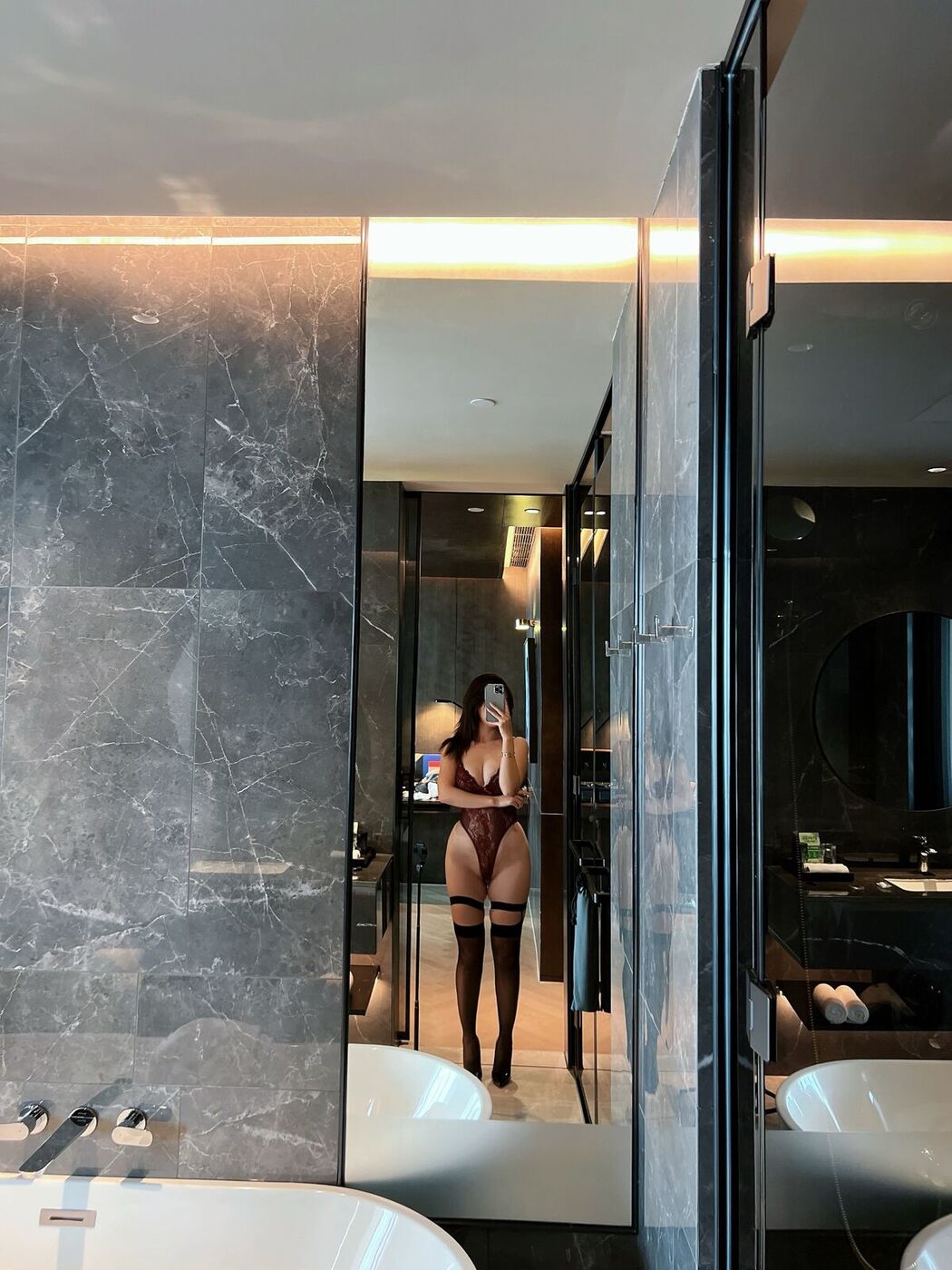 Coser@陈大小姐 &ndash; 紫色束身衣