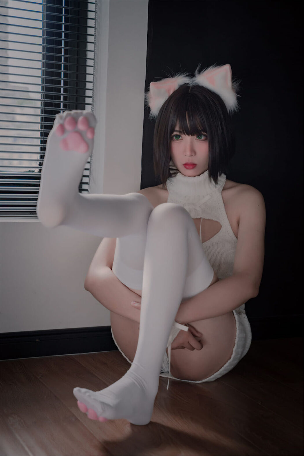 Coser@轩萧学姐 – 猫爪袜