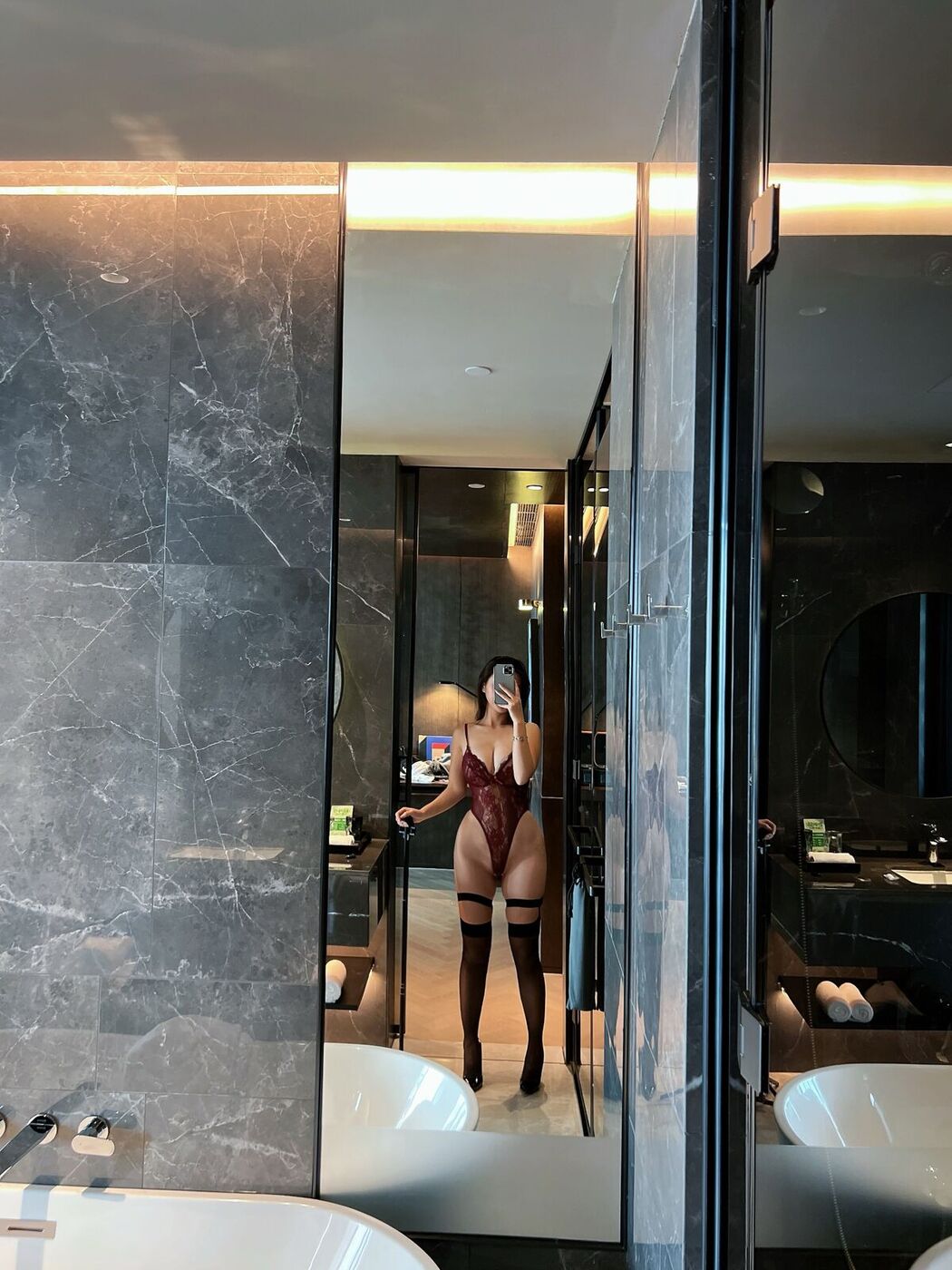 Coser@陈大小姐 &ndash; 紫色束身衣