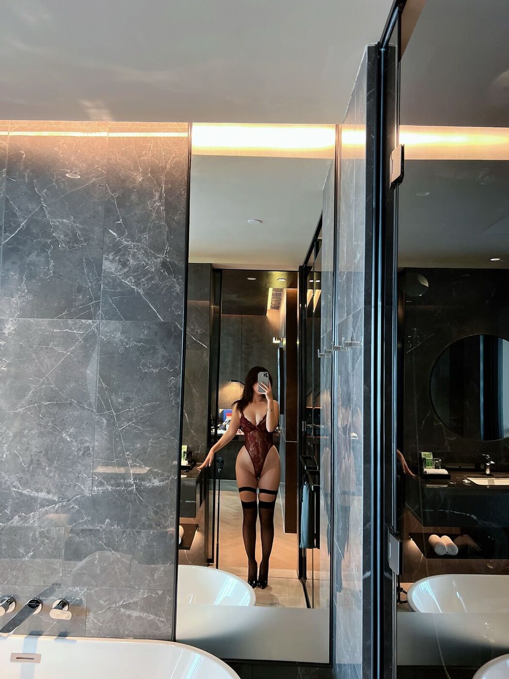 Coser@陈大小姐 &ndash; 紫色束身衣