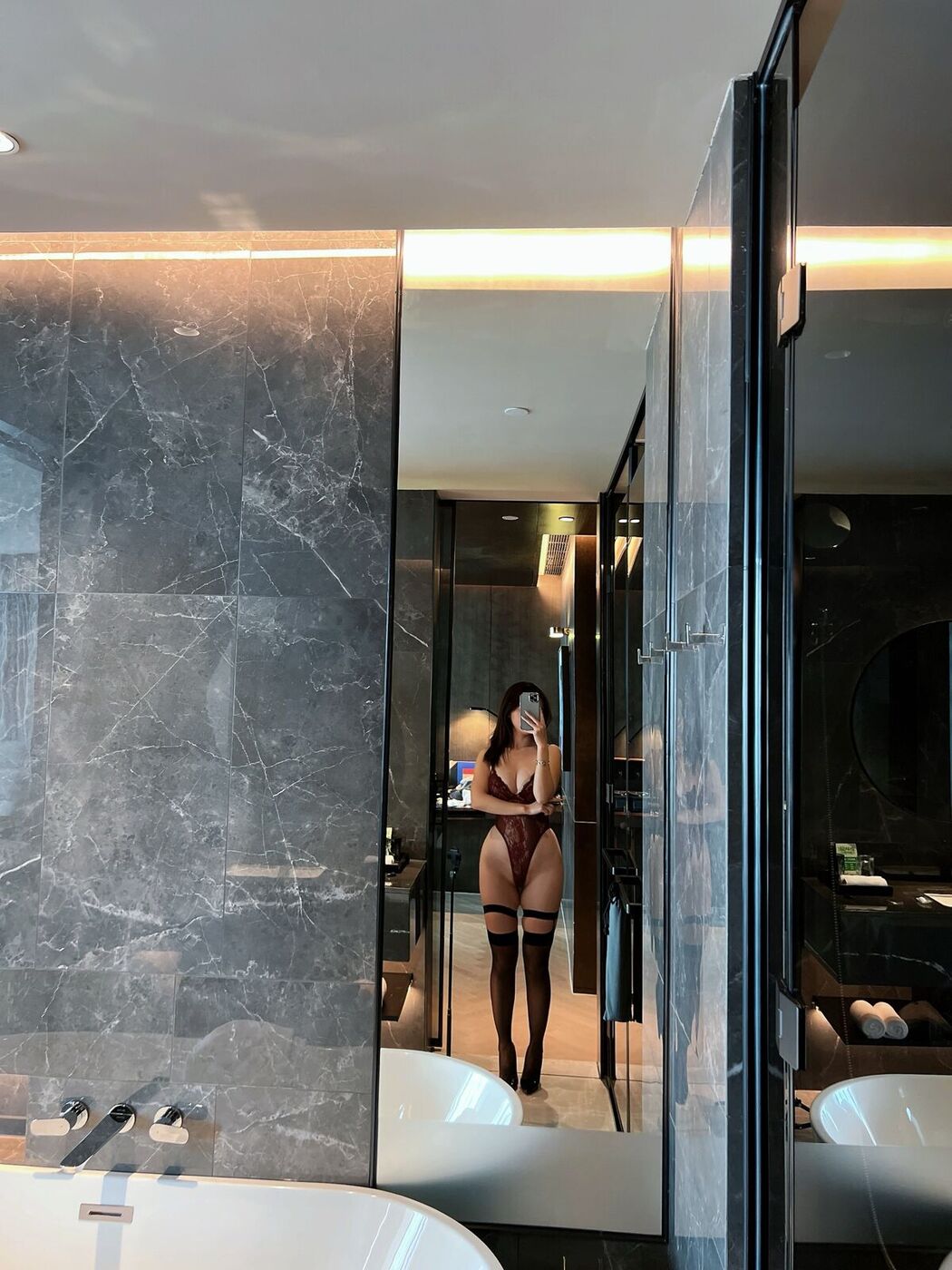 Coser@陈大小姐 &ndash; 紫色束身衣