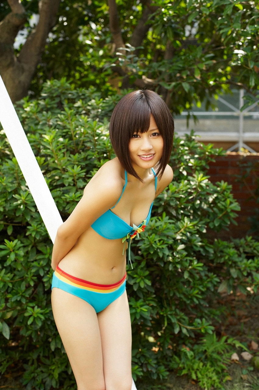 Atsuko Maeda << Atsuko Maeda Young Jump_Solo First Appearance >> [VYJ] No.104
