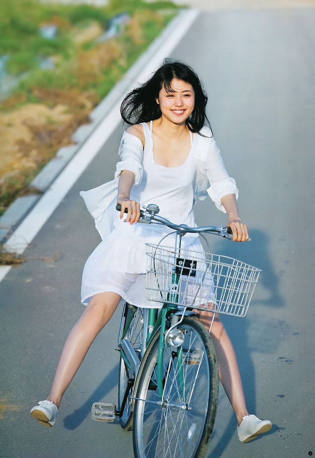 Kasumi Arimura Yui Yokoyama [Weekly Young Jump] 2011 No.40 Photograph Cover Photo