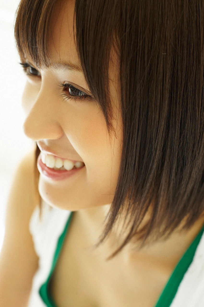 Atsuko Maeda << Atsuko Maeda Young Jump_Solo First Appearance >> [VYJ] No.104