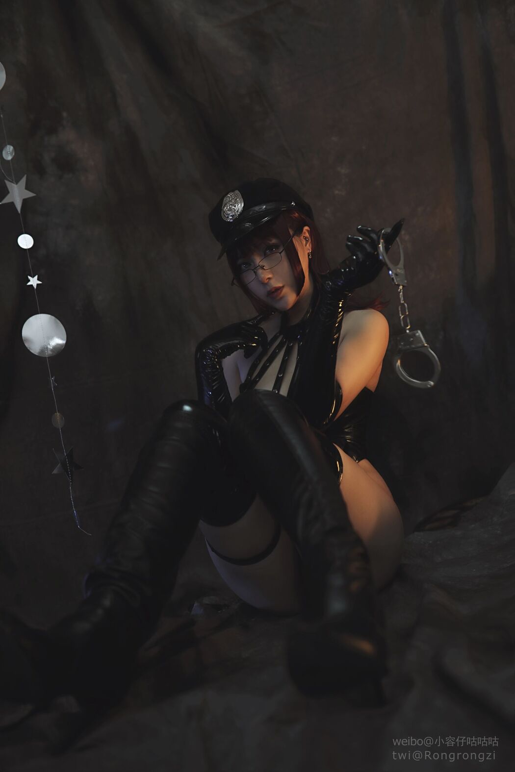 [Internet Celebrity COSER Photo] Little Rongzai Gu Gu Gu - Assault Little Policewoman