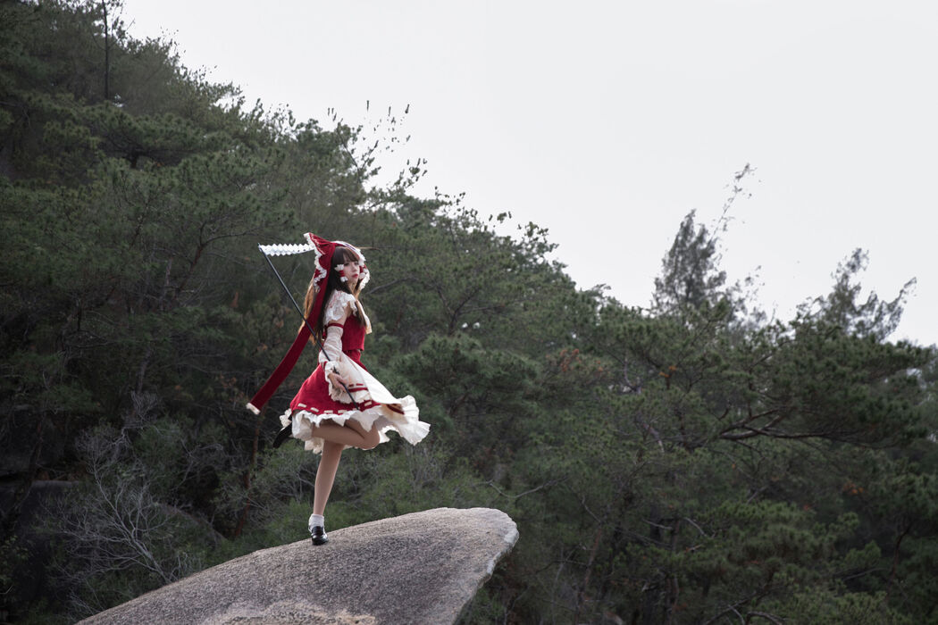 [Net Red COSER Photo] Anime blogger G44 will not be hurt - Reimu