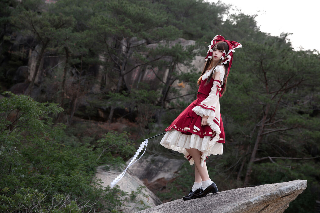 [Net Red COSER Photo] Anime blogger G44 will not be hurt - Reimu