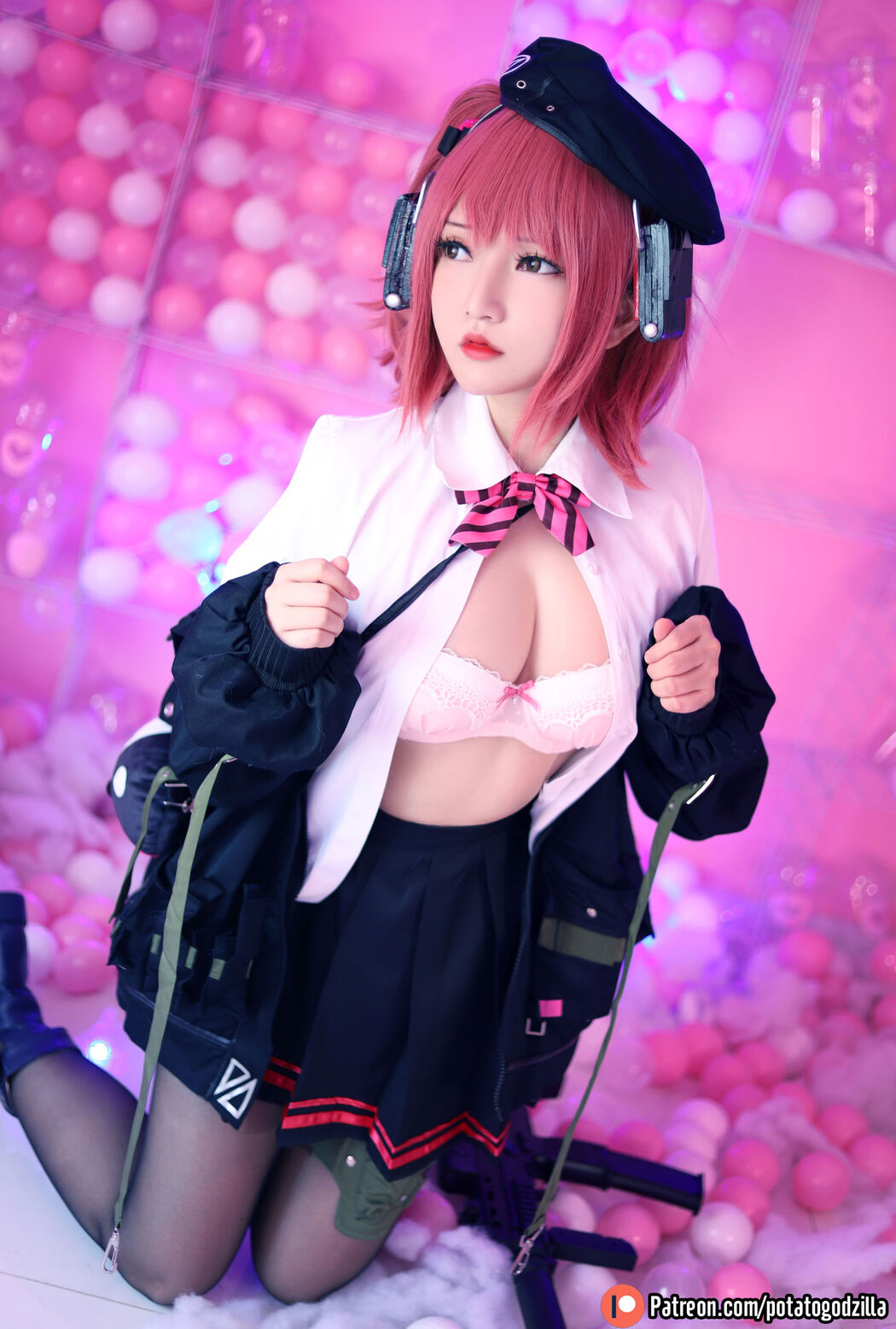 [Internet celebrity COSER photo] Potato Godzilla - MP7 (Girls Frontline) Cover Photo