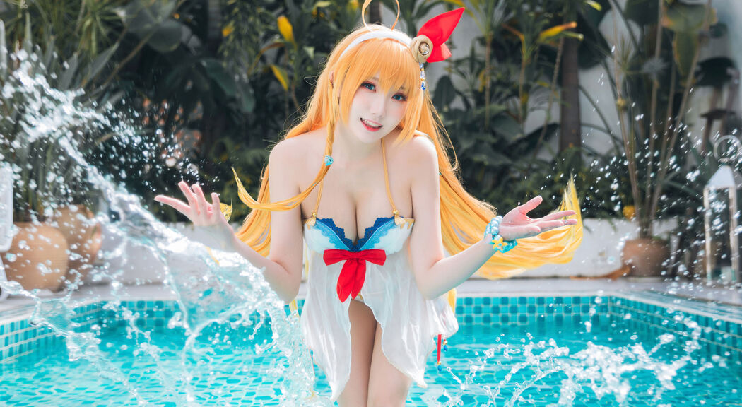 [Net Red COSER Photo] Coser Guashi Sauce Welfare - Princess Link Summer Royal Three