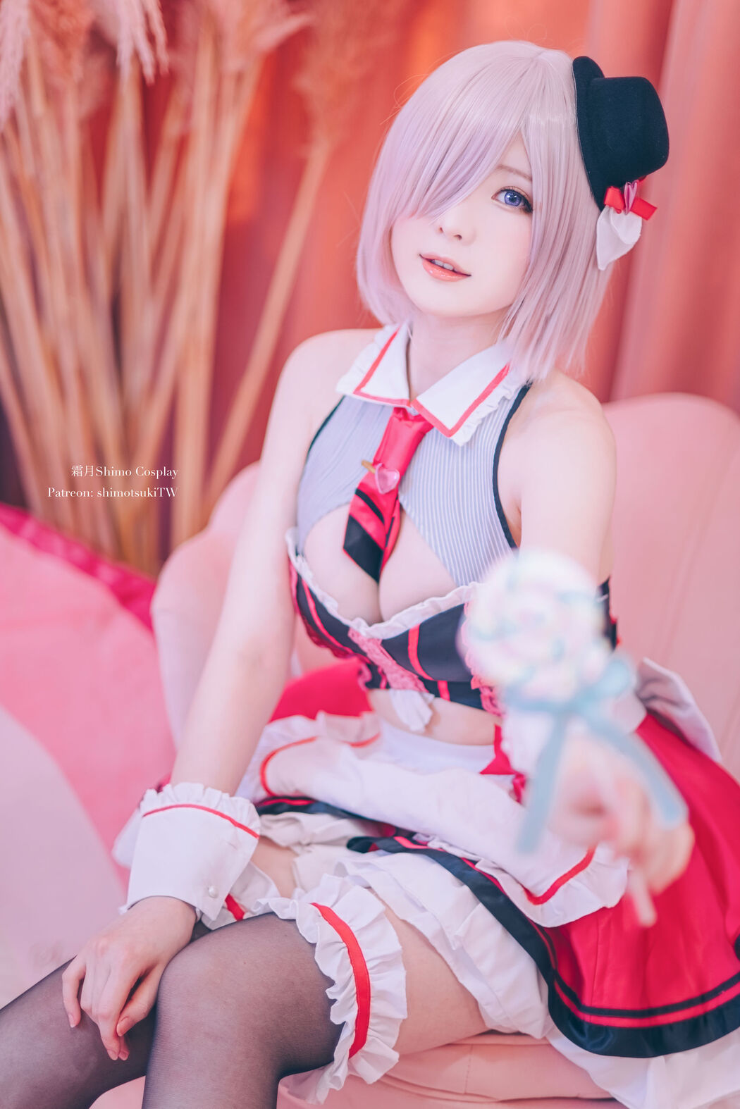 [Internet celebrity COSER photo] Weibo girl Zhishuangyue shimo - July Bonus