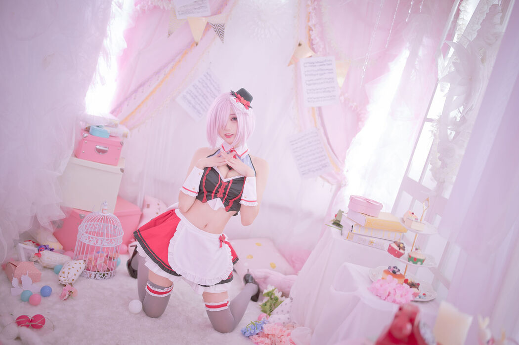 [Internet celebrity COSER photo] Zhou Ji is a cute bunny - Matthew Valentine's Day