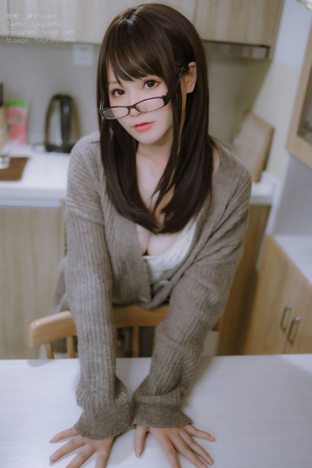 [Internet celebrity COSER photo] Cute girl Nyako cat-delusional life of another girl and の cohabitation of casual clothes series