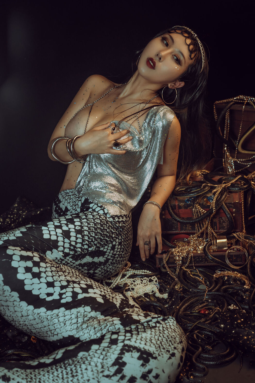 [Net Red COSER Photo] Yunxixi - Milk Peach Snake Ji
