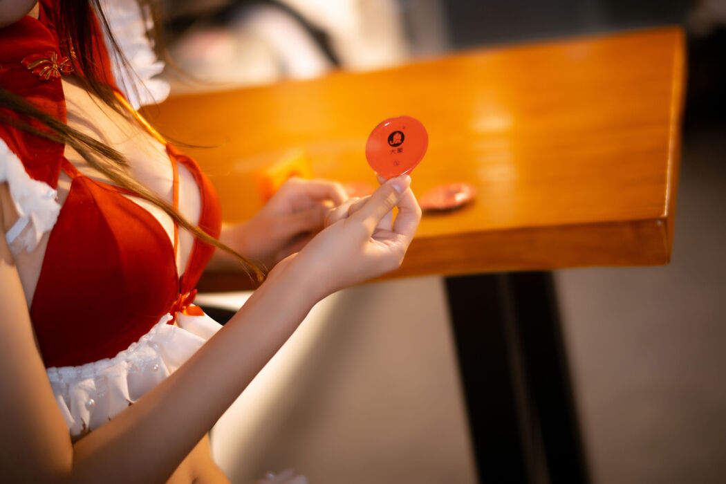[Net Red COSER Photo] Anime blogger Ruan Yi_Fairy - Elephant Red