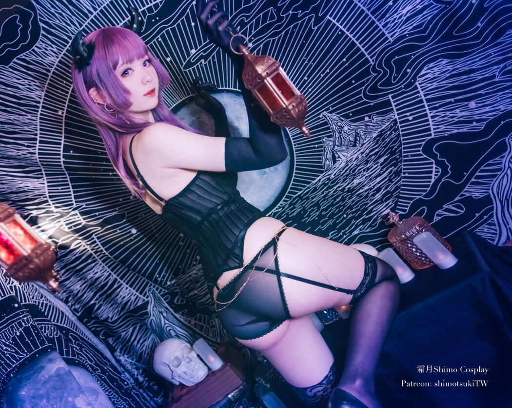 [Net Red COSER Photo] Weibo Girl Paper Cream Moon Shimo - Underwear