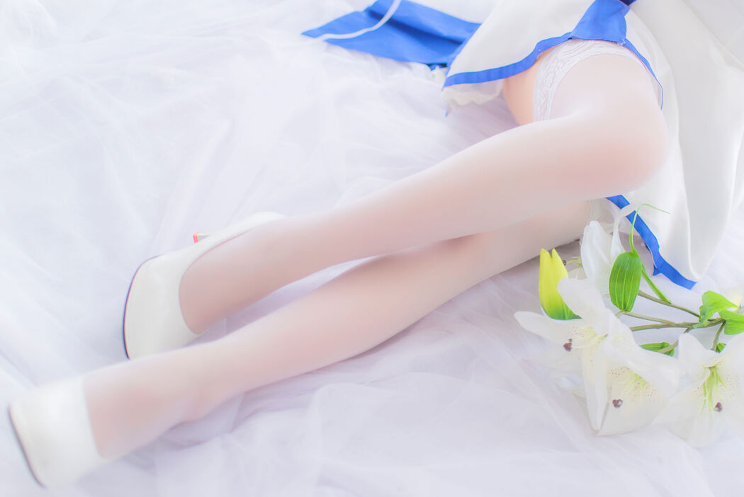 [Net Red COSER Photo] Super popular Coser Eel Fei'er - Youth Maid