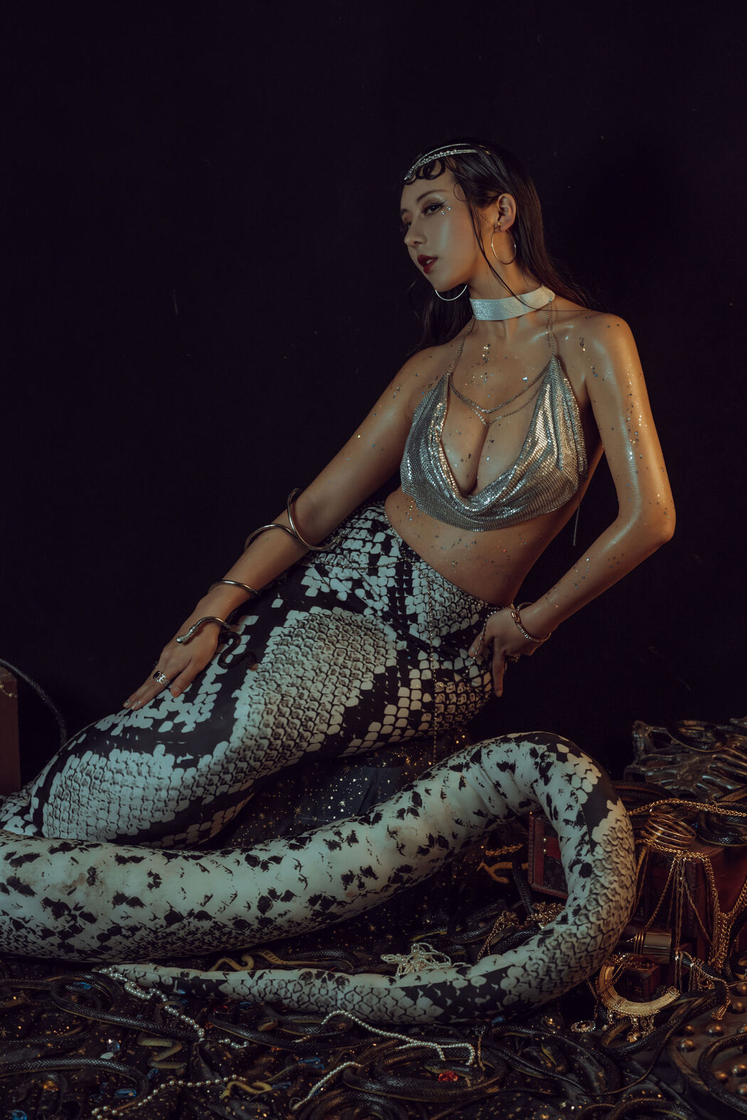 [Net Red COSER Photo] Yunxixi - Milk Peach Snake Ji