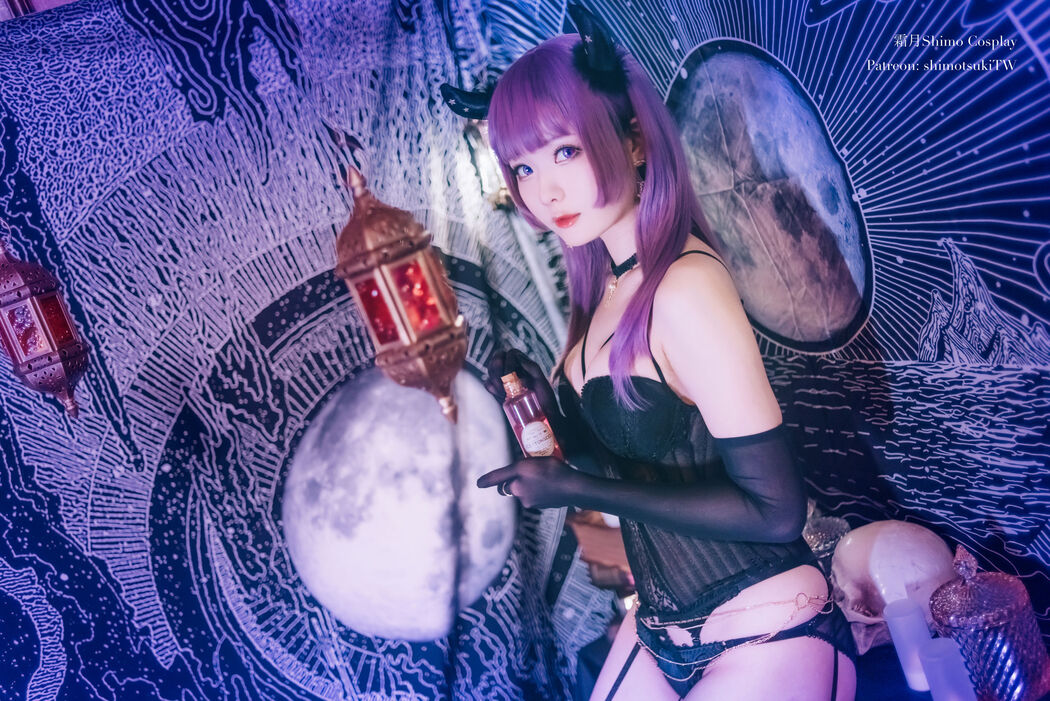 [Net Red COSER Photo] Weibo Girl Paper Cream Moon Shimo - Underwear