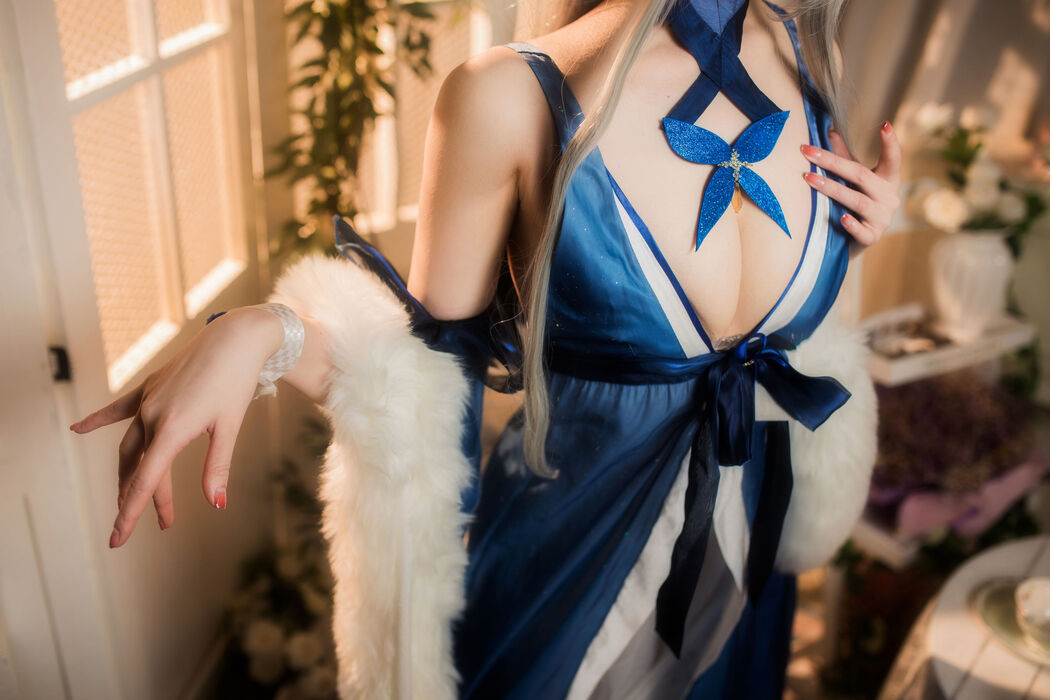 [Internet celebrity COSER photo] Anime blogger Feng Jiangjiang v - Shinano