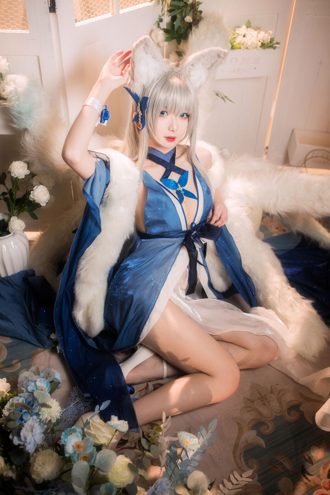 [Internet celebrity COSER photo] Anime blogger Feng Jiangjiang v - Shinano Cover Photo