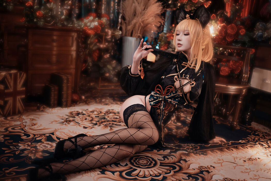 [Internet celebrity COSER photo] Anime blogger A Bao is also a rabbit girl - only your cheongsam