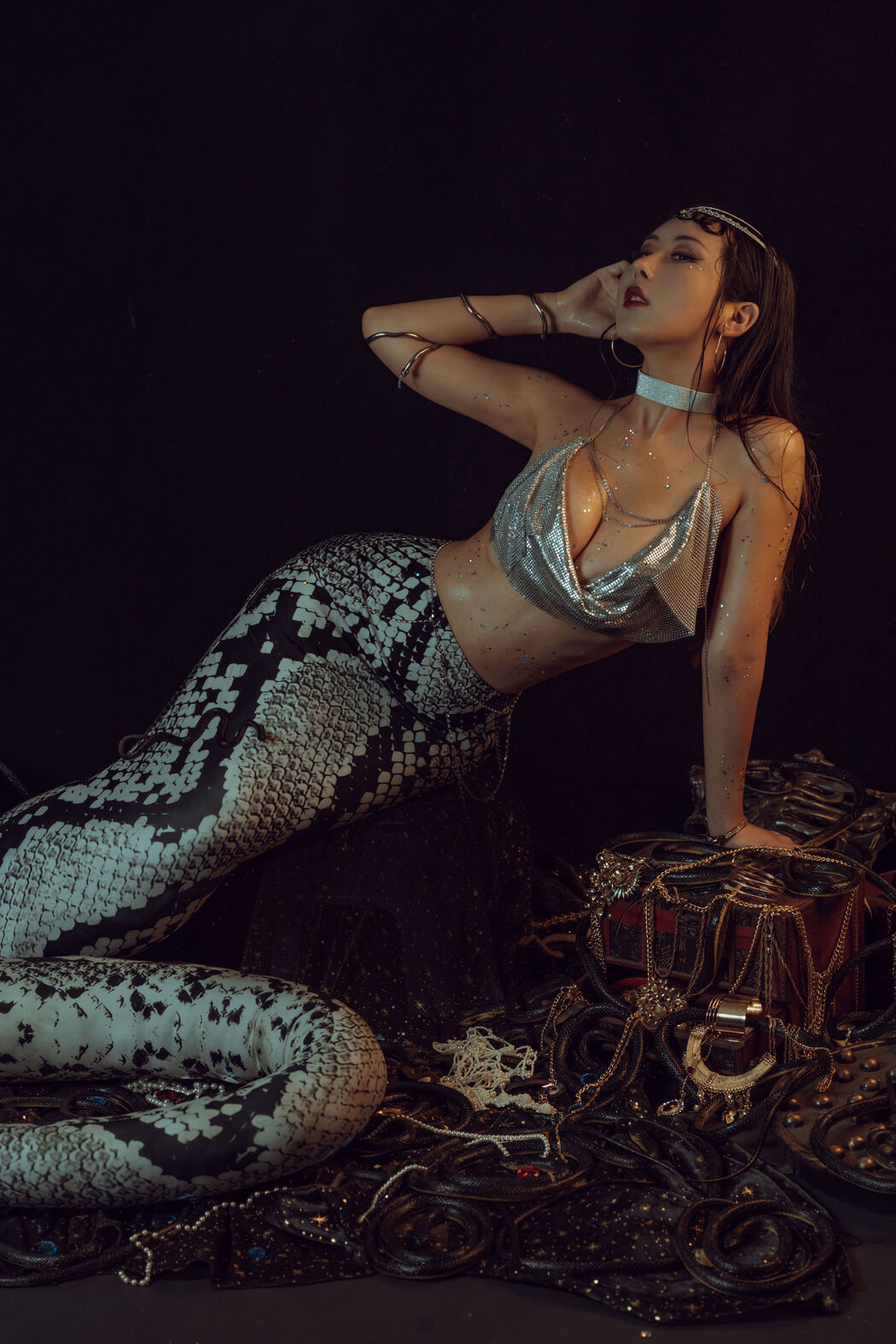 [Net Red COSER Photo] Yunxixi - Milk Peach Snake Ji