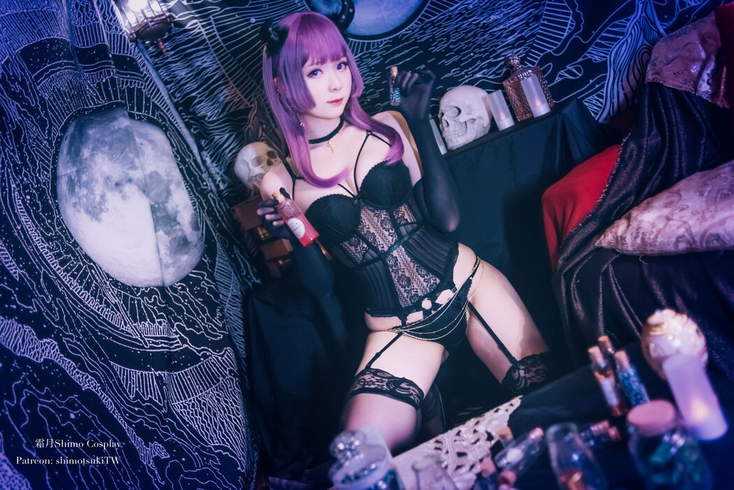 [Net Red COSER Photo] Weibo Girl Paper Cream Moon Shimo - Underwear