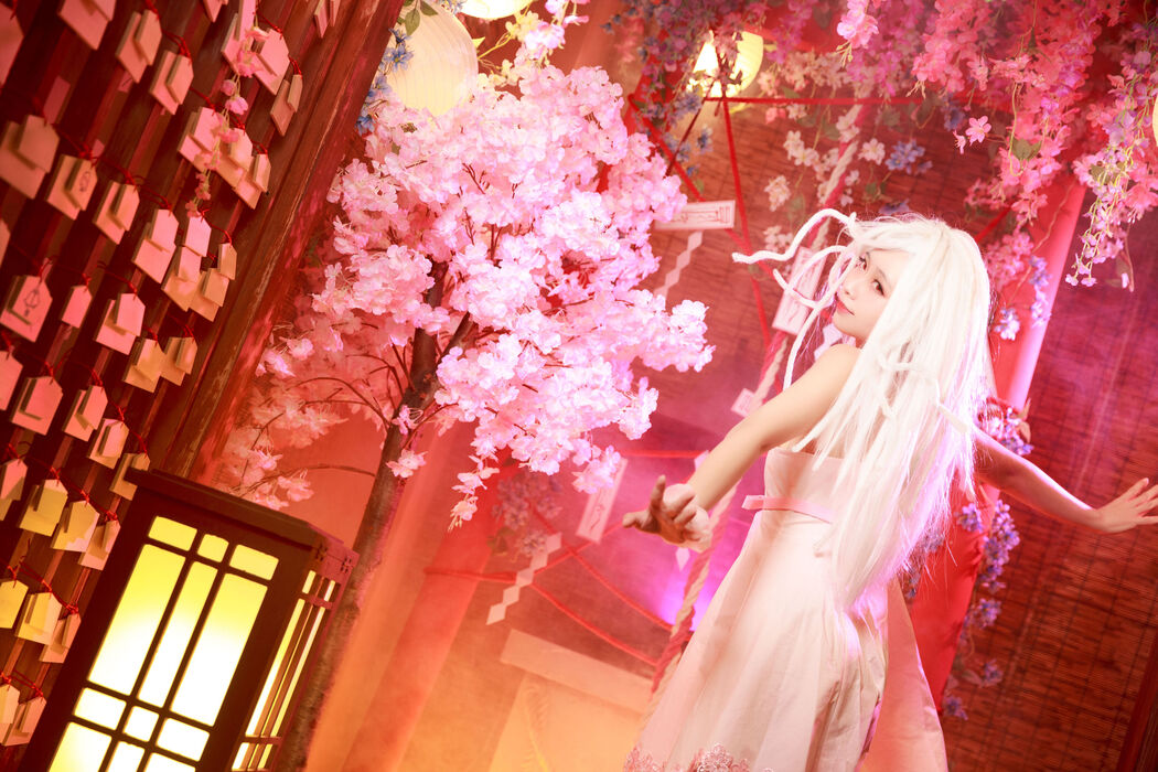 [Net Red COSER Photo] Anime blogger G44 will not be hurt - Nadeko Snake God