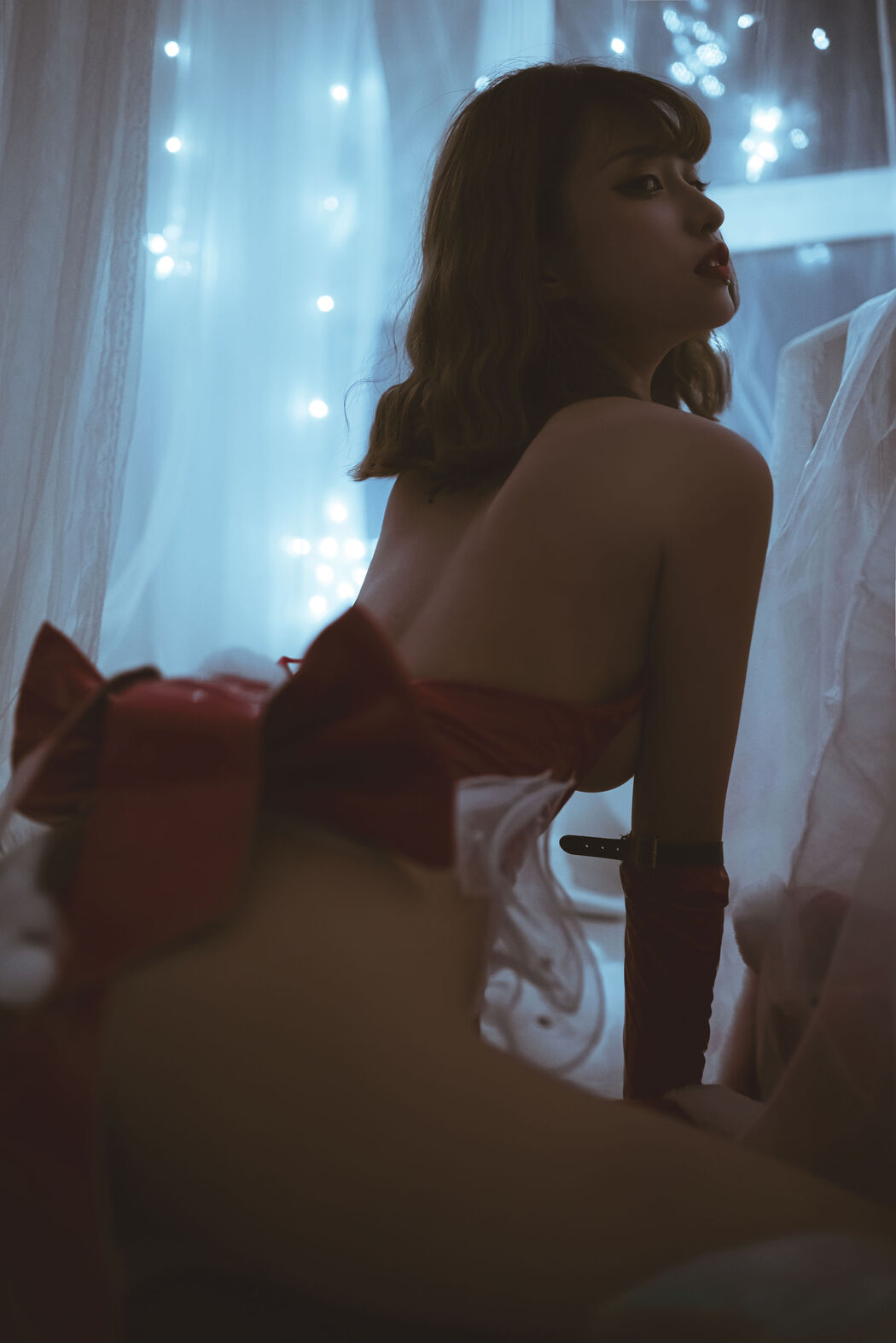 [Net Celebrity COSER Photo] Girl Shaking Green Photo - Xue Ye Jinli