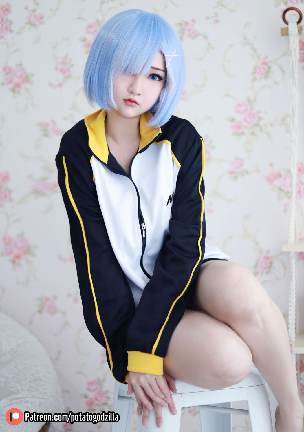 [Internet celebrity COSER photo] Miss Coser Potato Godzilla - Rem In Subaru Jacket