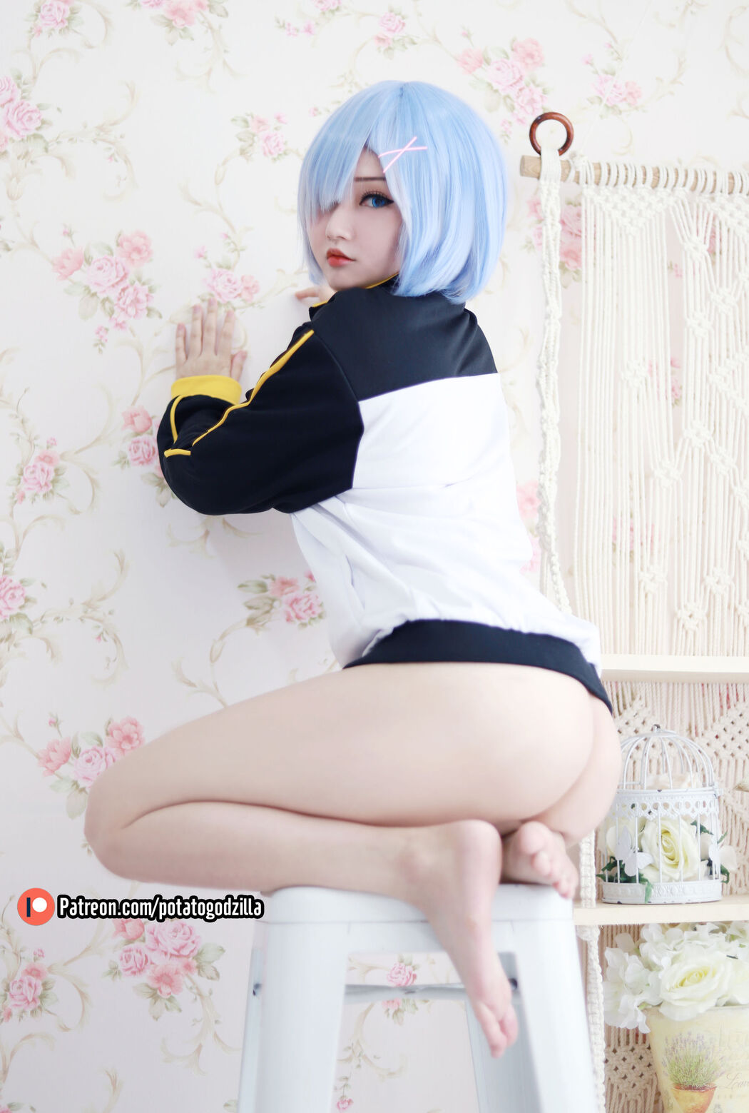 [Internet celebrity COSER photo] Miss Coser Potato Godzilla - Rem In Subaru Jacket
