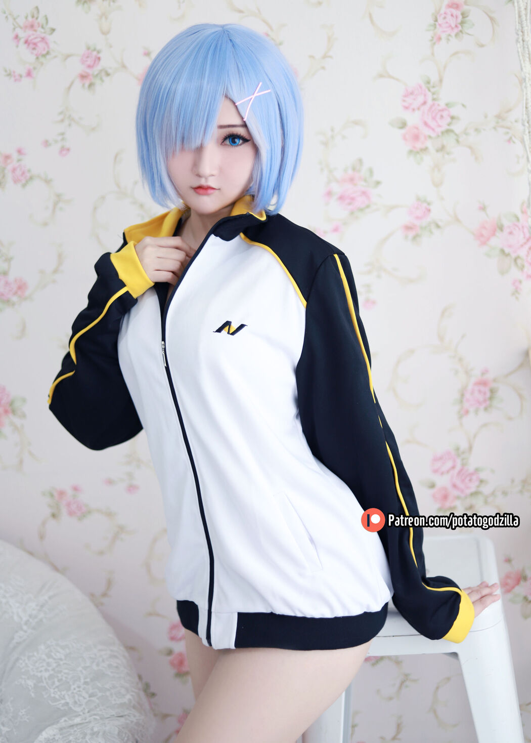 [Internet celebrity COSER photo] Miss Coser Potato Godzilla - Rem In Subaru Jacket