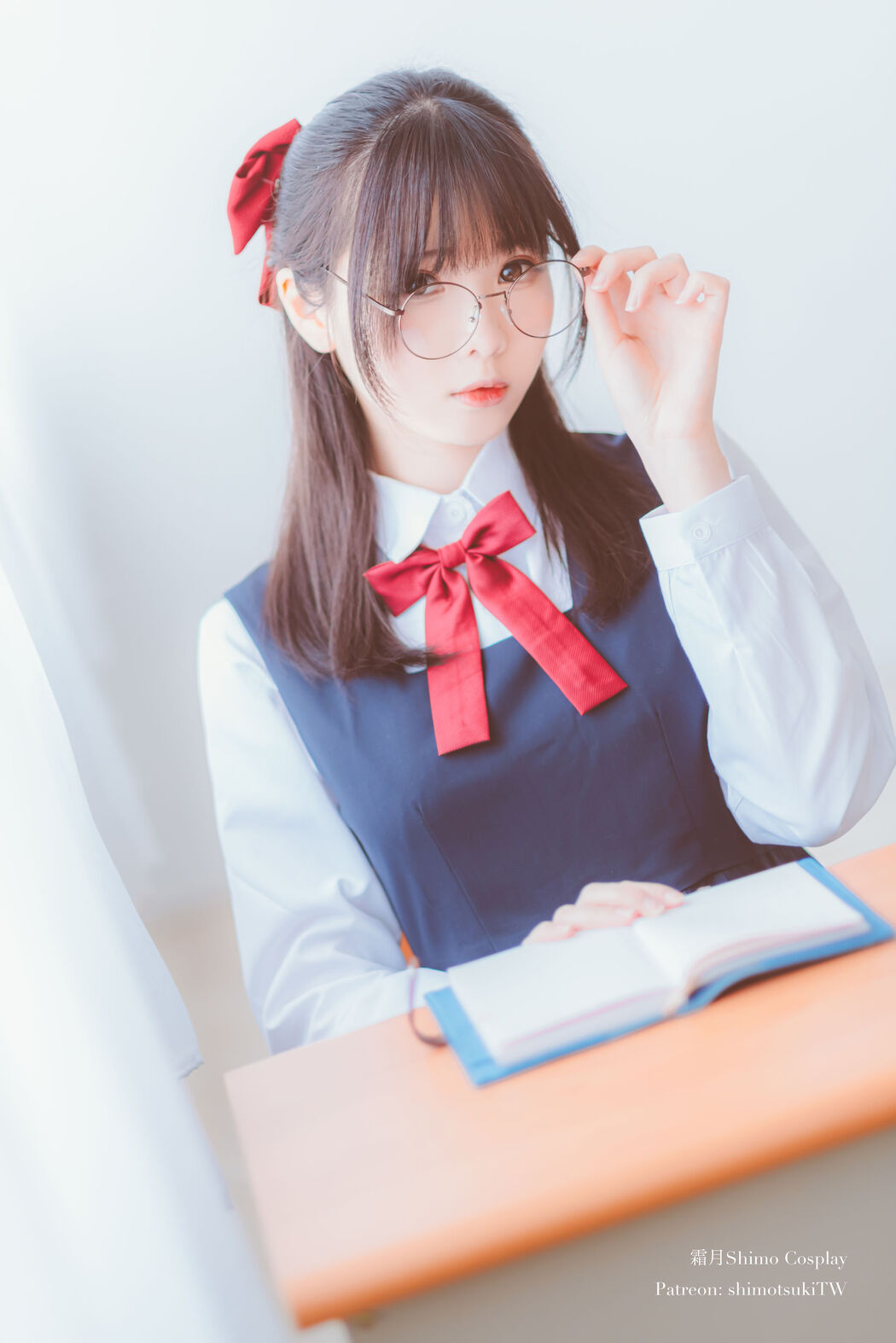 [Internet celebrity COSER photo] Weibo girl Zhishuangyue shimo - the temptation of JK school uniform