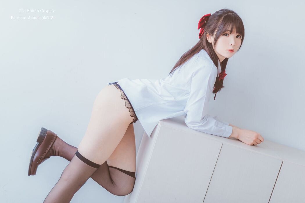 [Internet celebrity COSER photo] Weibo girl Zhishuangyue shimo - the temptation of JK school uniform