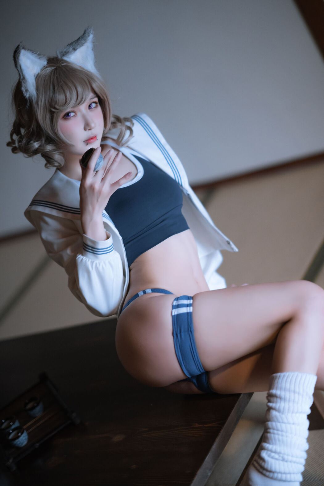[Internet celebrity COSER photo] Anime blogger A Bao is also a rabbit girl - X-shaped gym suit