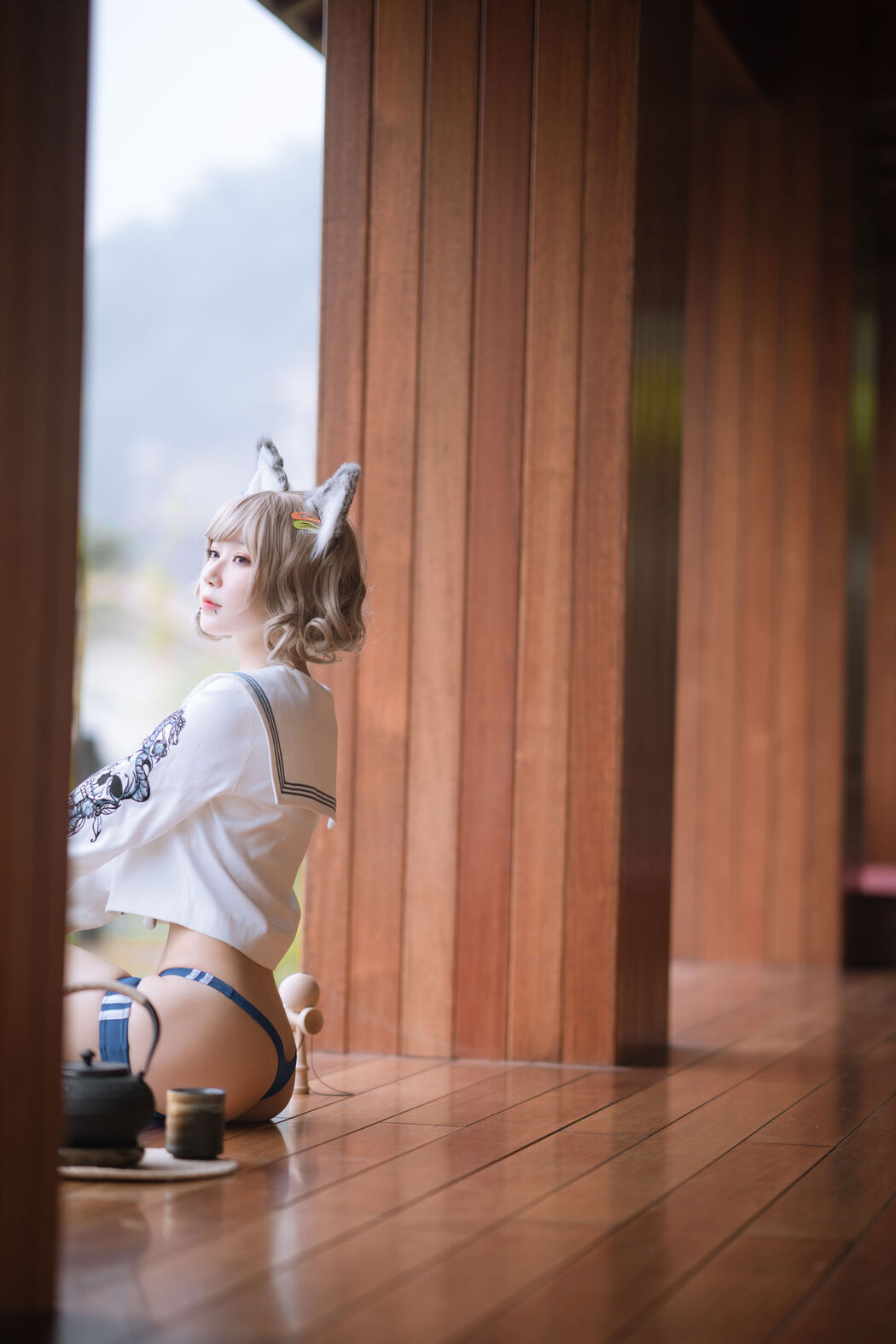 [Internet celebrity COSER photo] Anime blogger A Bao is also a rabbit girl - X-shaped gym suit