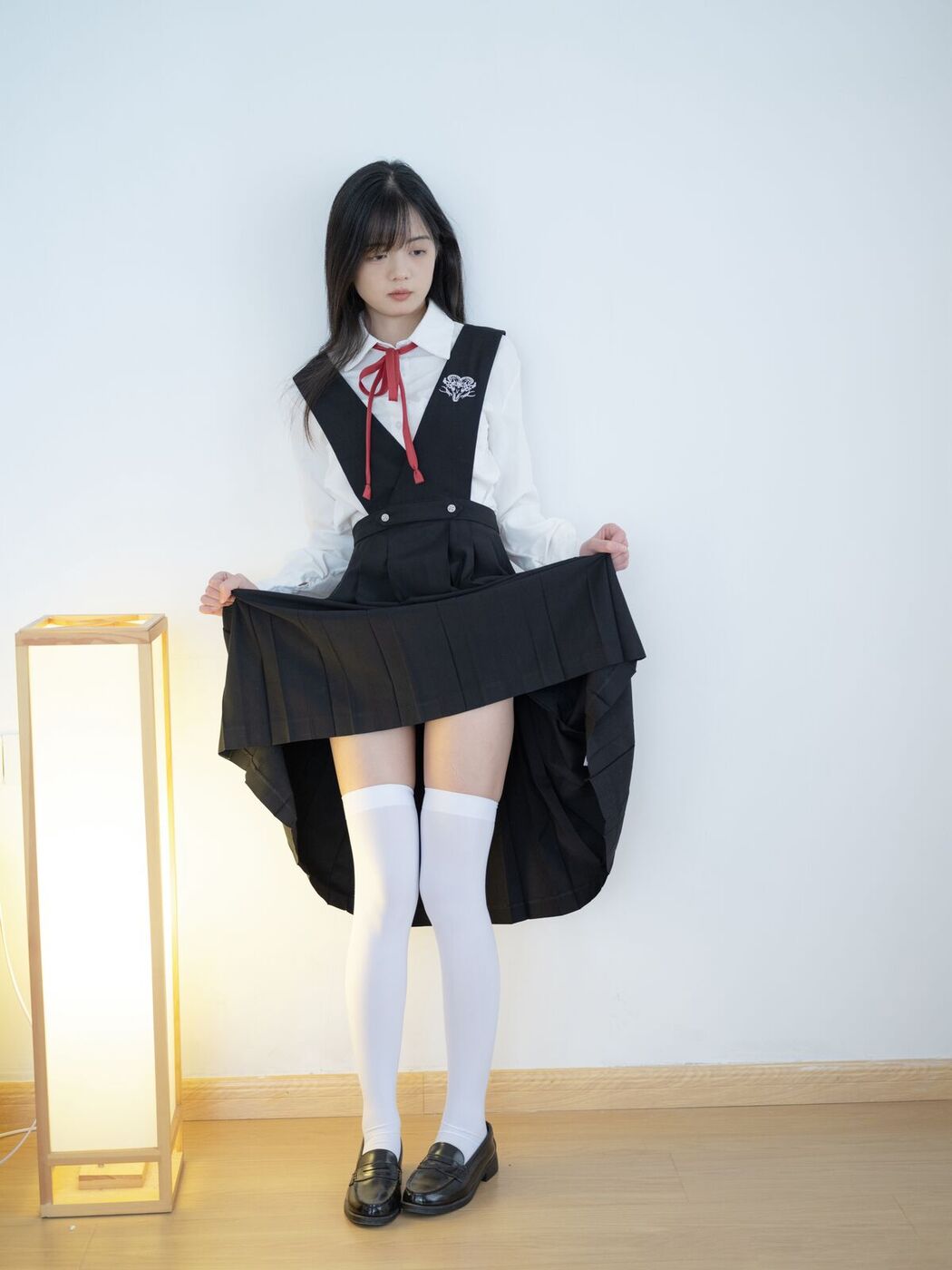 Coser@少女秩序 – 晞可 束缚衣白虎极品嫩妹 Part2