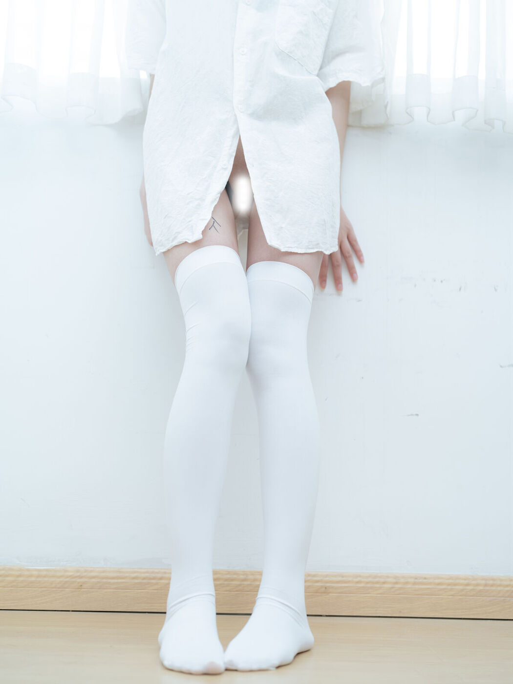 Coser@少女秩序 – 晞可 束缚衣白虎极品嫩妹 Part2